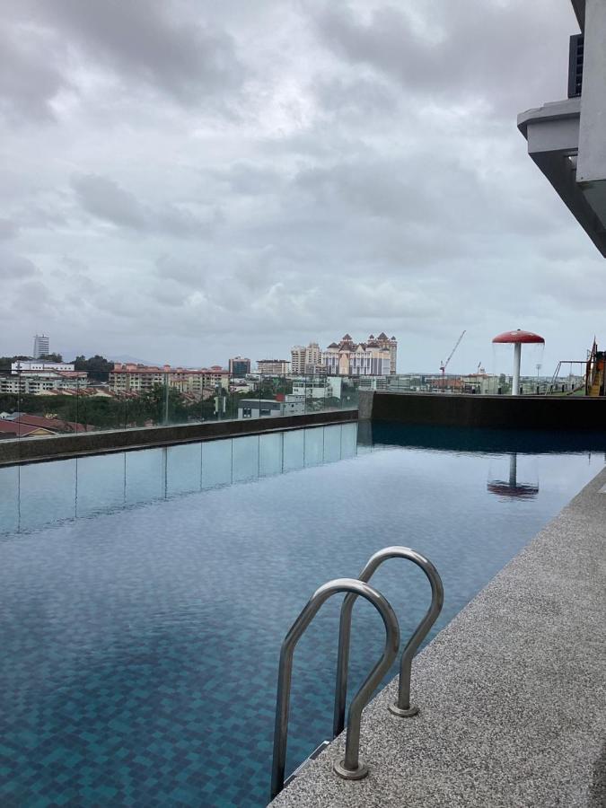 Apartment Golden Oceanview At Icon